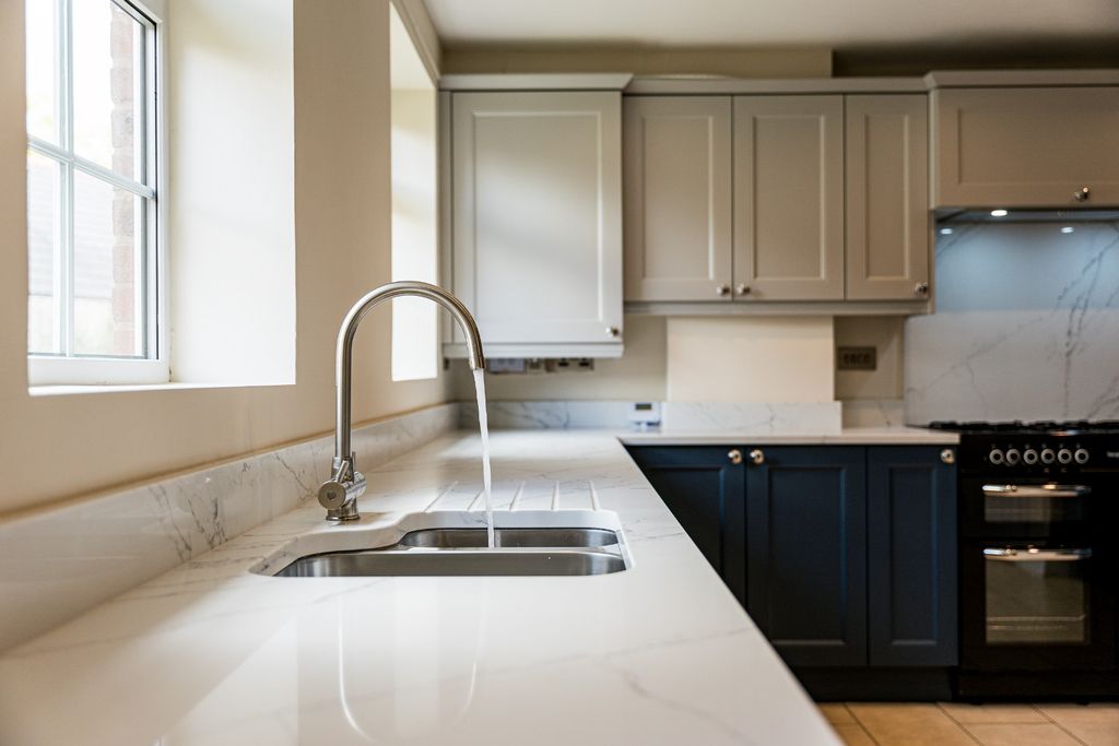 Property photo 3 of 22 4219126