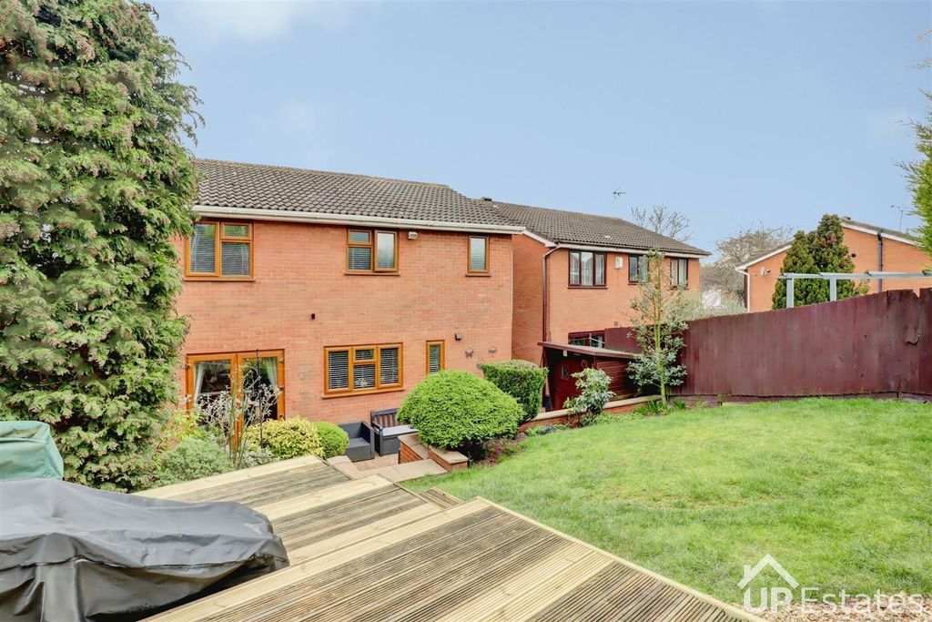 Property photo 2 of 18 Rear Aspect