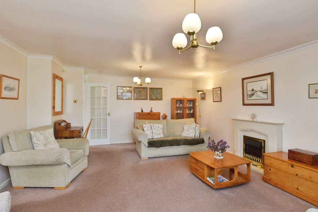 Property photo 3 of 19 Pbox-Img.Jpg