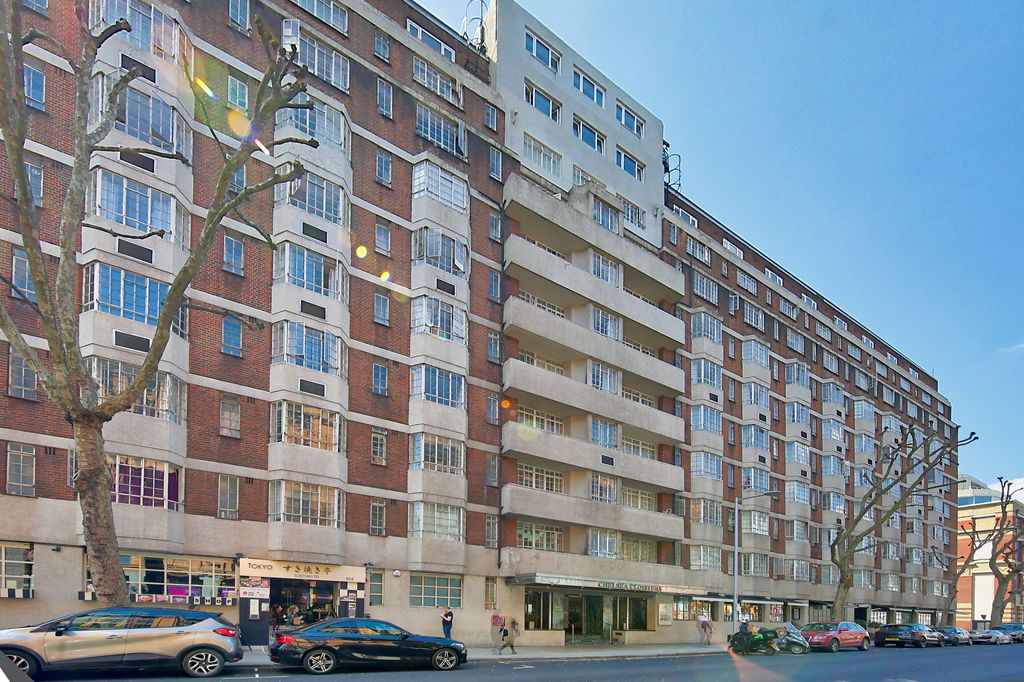 Property photo 3 of 12