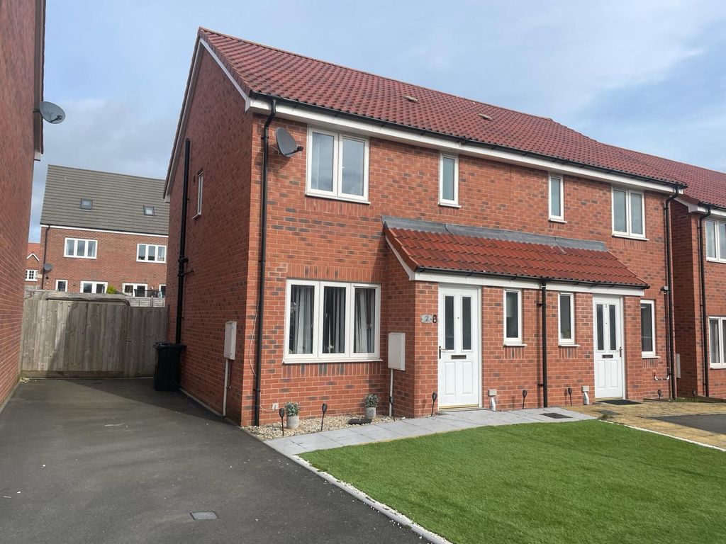 Property photo 1 of 11