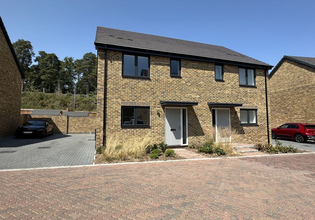 Property photo 2 of 26 Img_4556