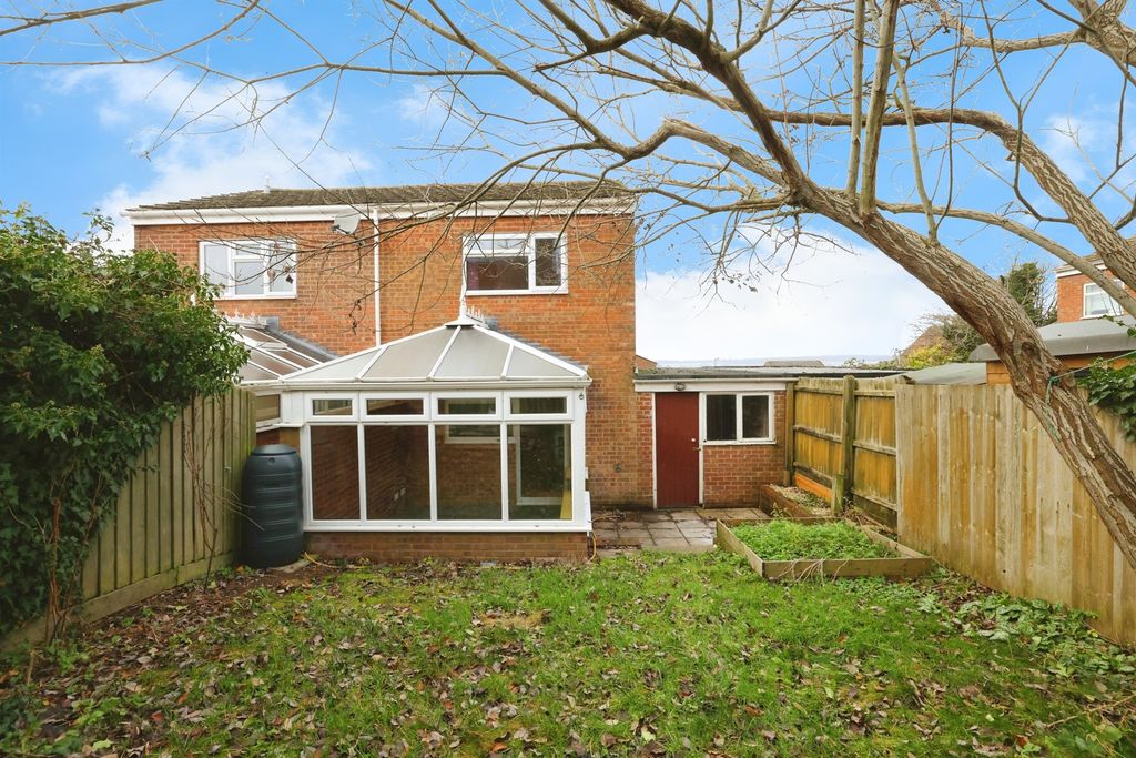 Property photo 2 of 12