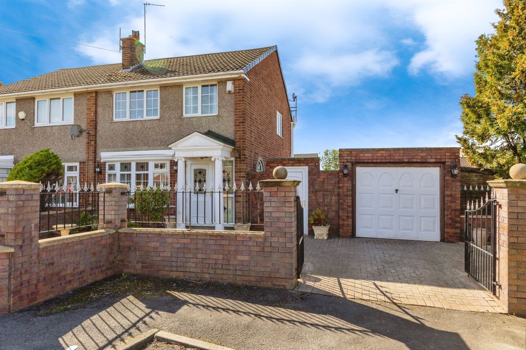 Property photo 1 of 16