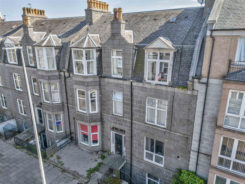 Property photo 2 of 12 3L 127 Union Grove Aberdeen-7.Jpg