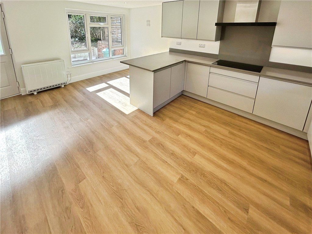 Property photo 3 of 10 Picture No. 25