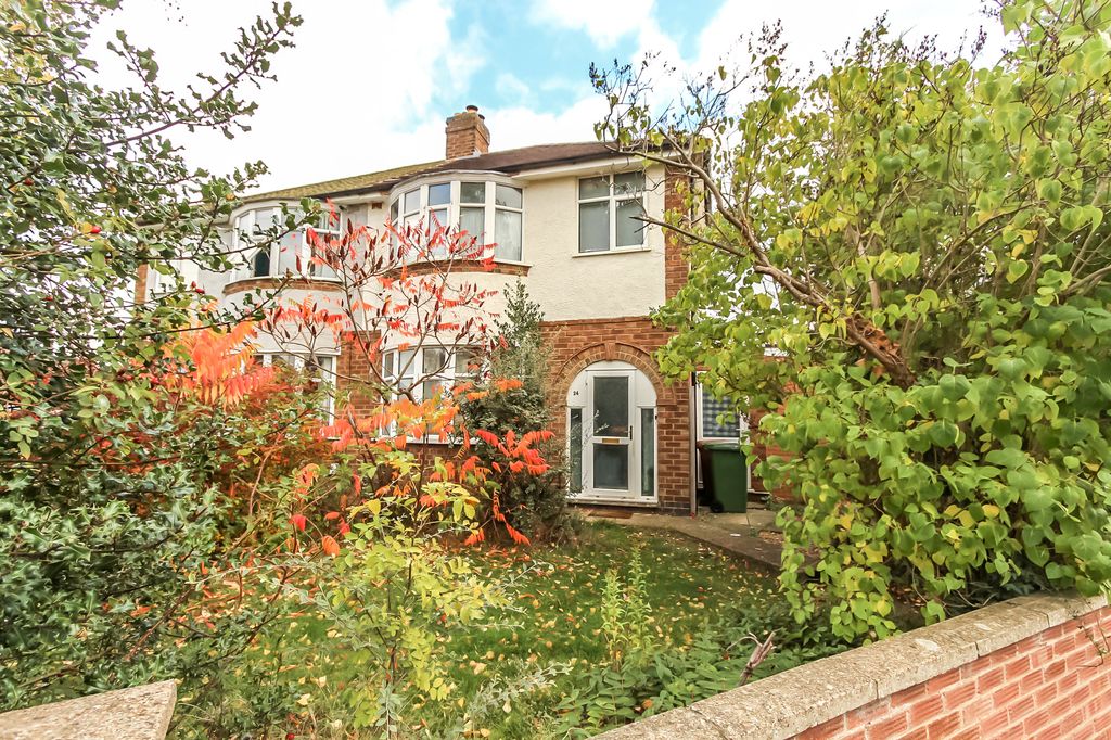 Property photo 1 of 12 Front