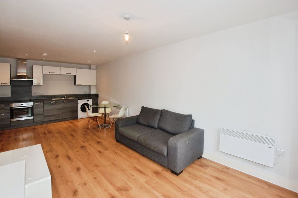 Property photo 2 of 13 Picture No. 12