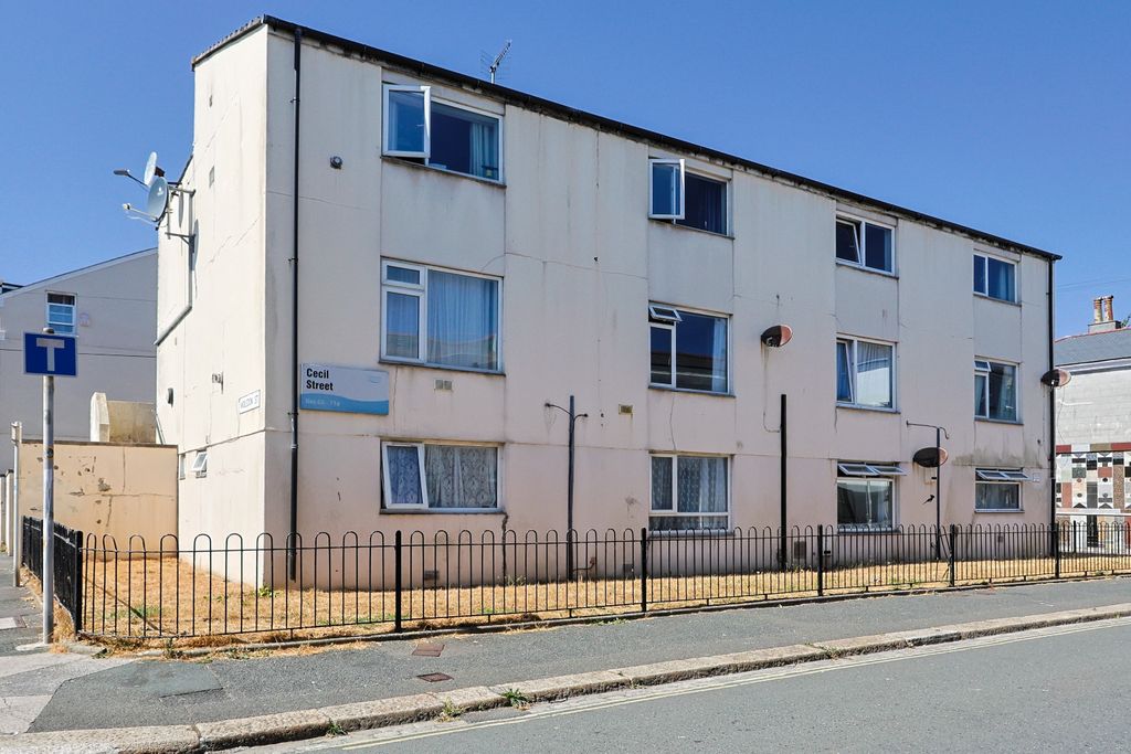 Property photo 1 of 9 5307130