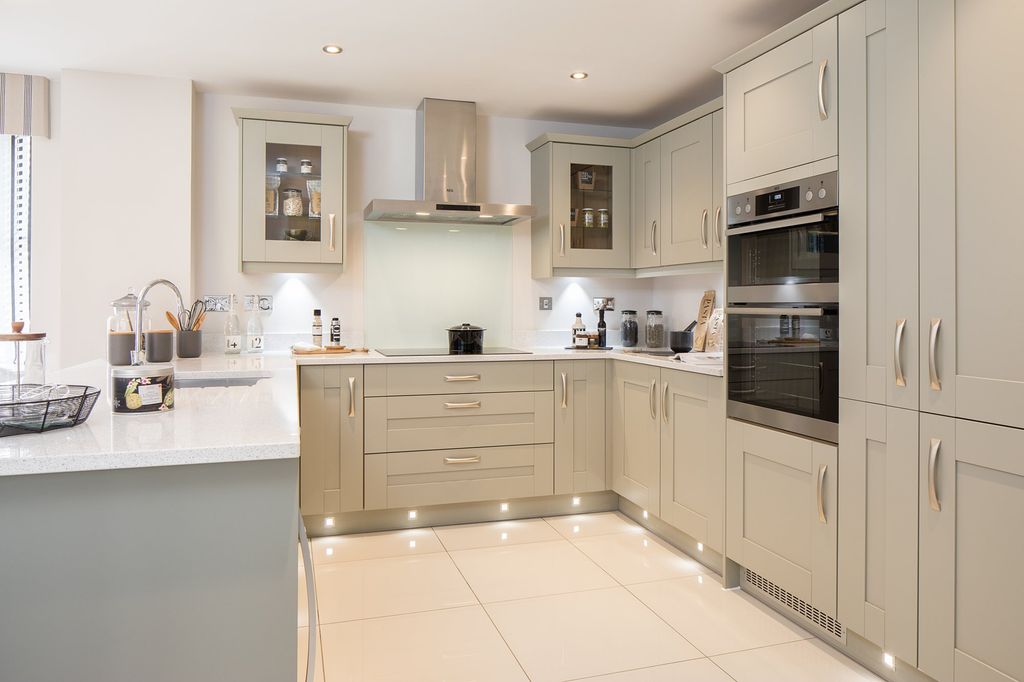 Property photo 3 of 10 K