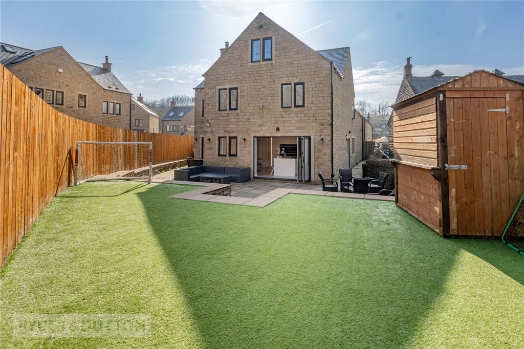 Property photo 3 of 56 Rear Garden