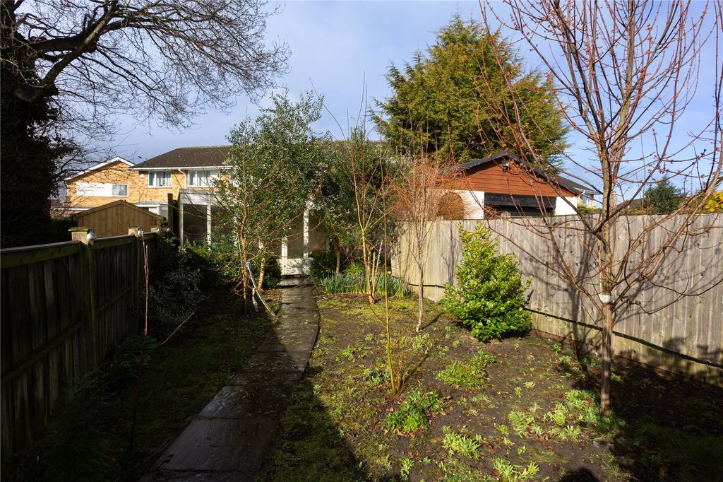 Property photo 2 of 16 Photos