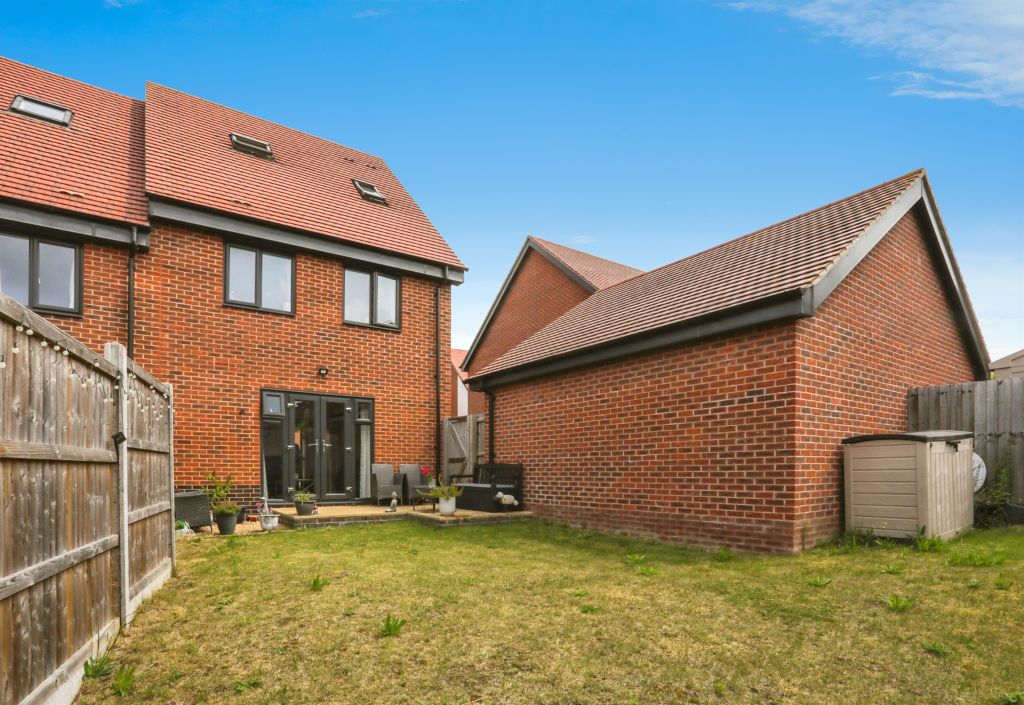 Property photo 1 of 14