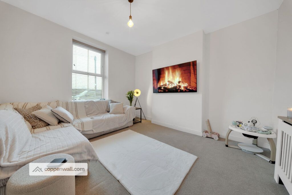 Property photo 1 of 23