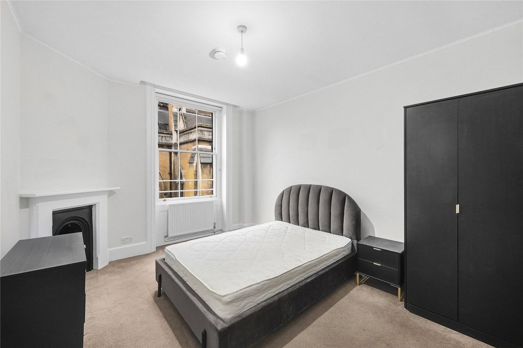 Property photo 3 of 10 Picture No. 19