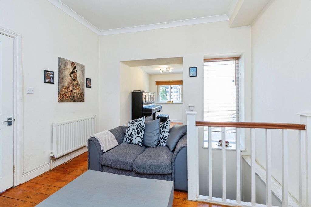 Property photo 1 of 18 Photo