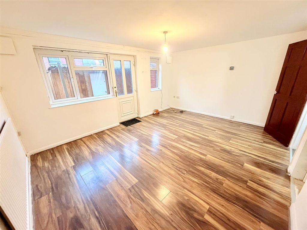 Property photo 1 of 15 Tempimagejkw1Vj.Jpg