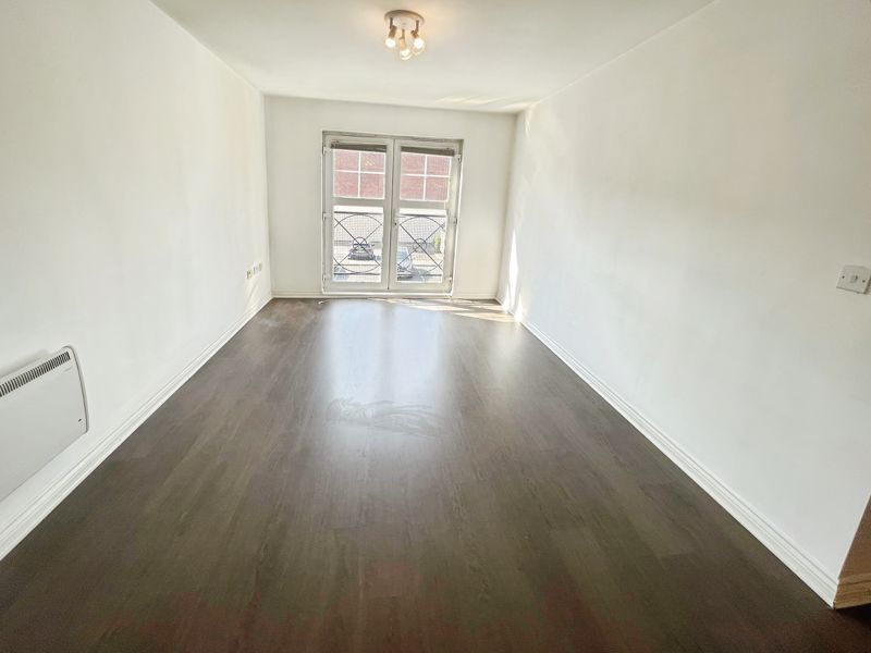 Property photo 2 of 10 Lounge