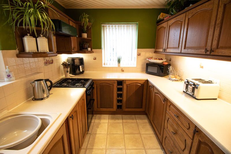 Property photo 3 of 23 Kitchen