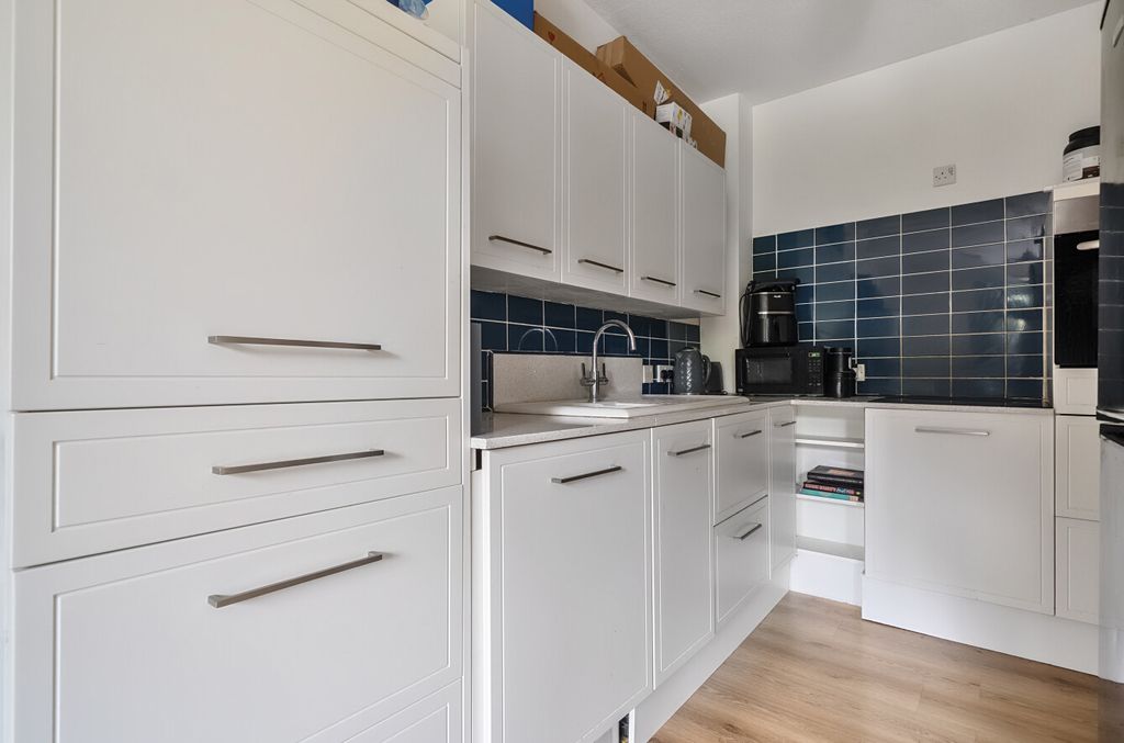 Property photo 3 of 8 1342263-13-68A5Ae...