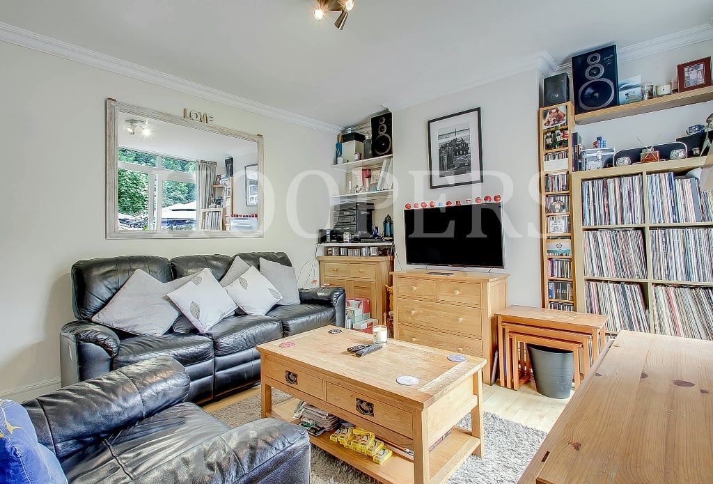 Property photo 3 of 9