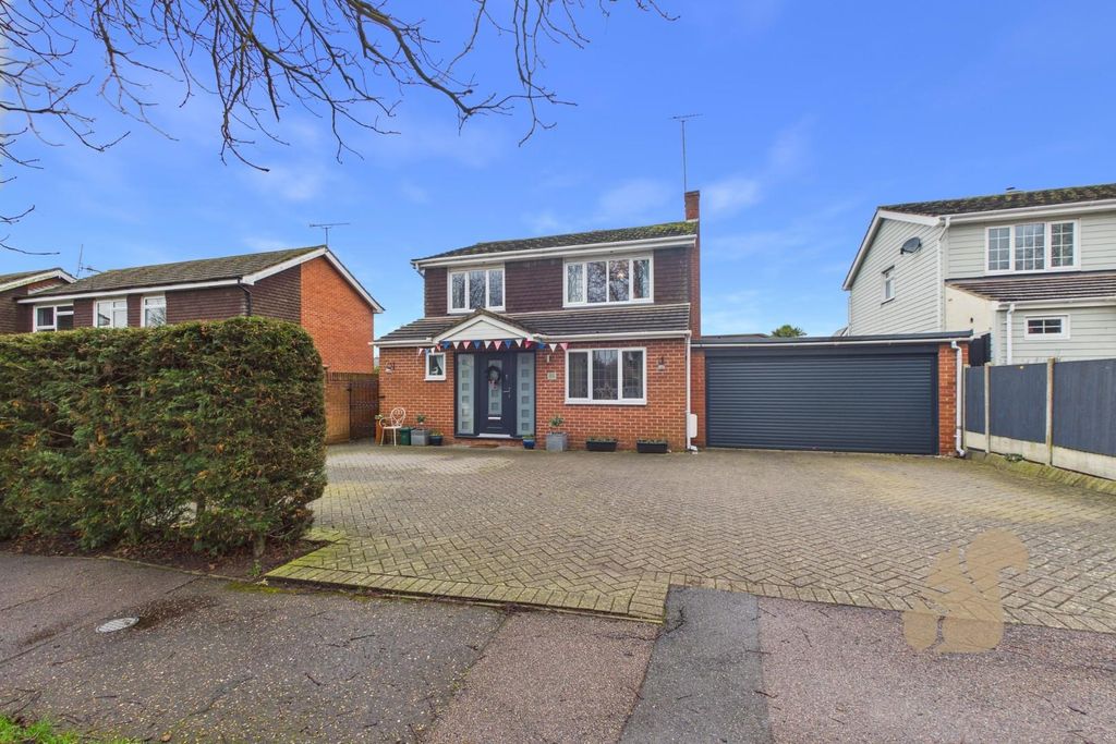 Property photo 1 of 34 Cam03877G0-Pr0305-Still027.Jpg