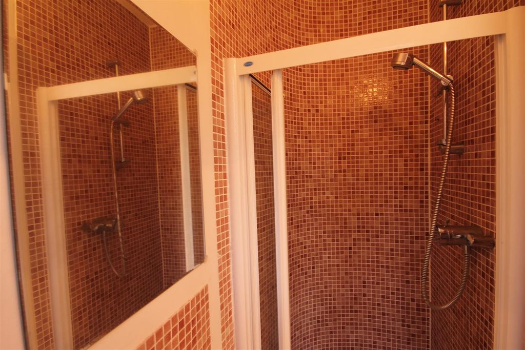 Property photo 3 of 9 45246.Jpg