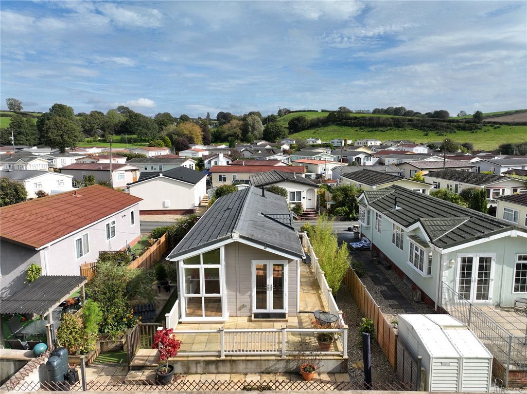 Property photo 1 of 33 Picture No. 76