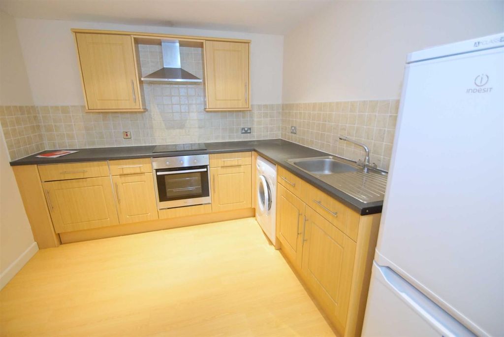 Property photo 2 of 5