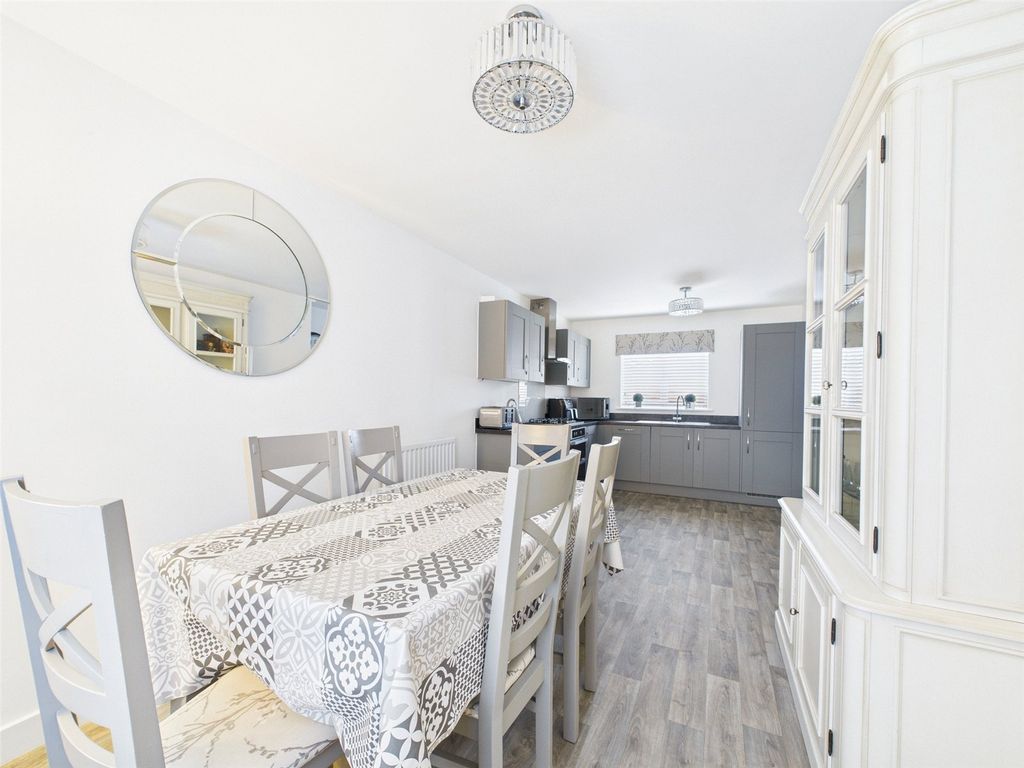 Property photo 3 of 20 Picture No. 15