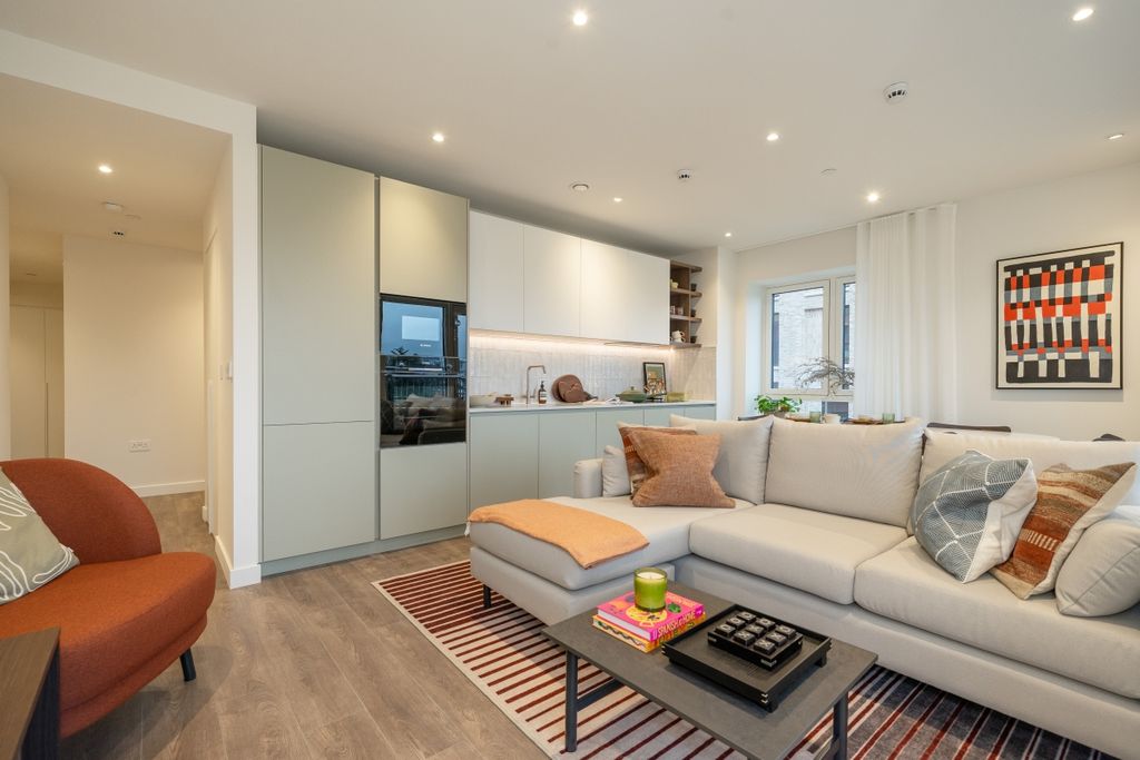 Property photo 1 of 23