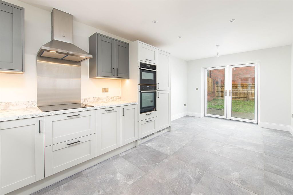 Property photo 2 of 22 Plot_10_Kitchen_1.Jpg