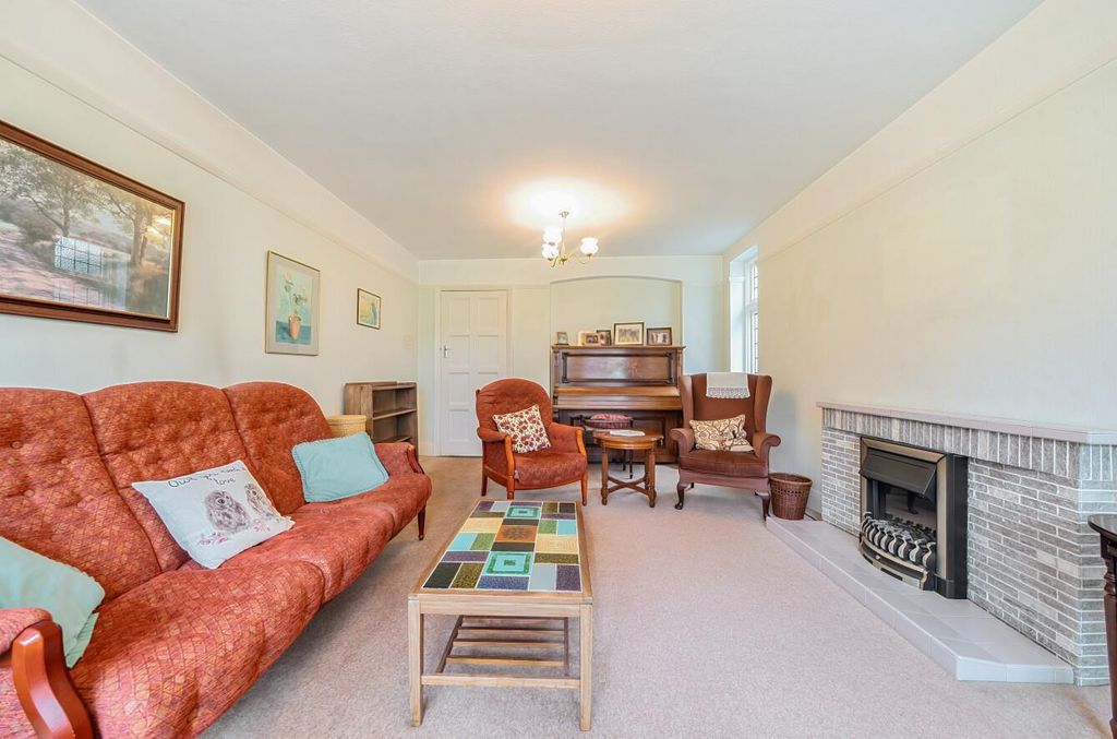 Property photo 2 of 18 Davidson Frost-Wellings, Dfw, The Ridgeway, Stanmo