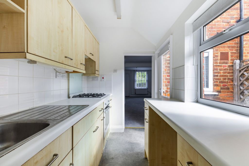 Property photo 3 of 30 97851_2-Woodbine-...