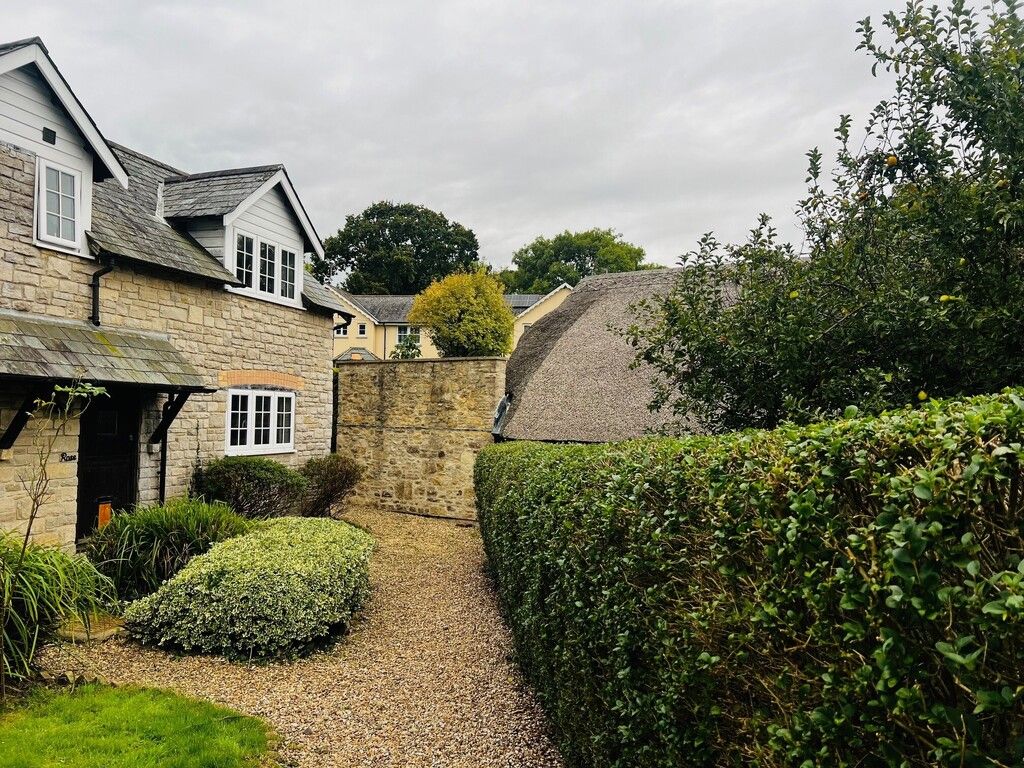 Property photo 1 of 9 Front External