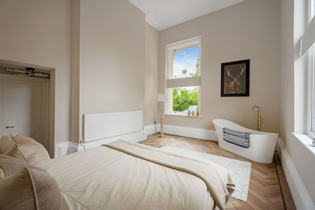 Additional image 16 of 2 bed flat for saleCopps Road Leamington Spa, Warwickshire CV32
