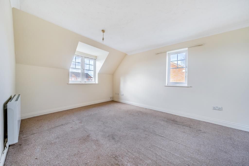 Property photo 1 of 18 Bedroom