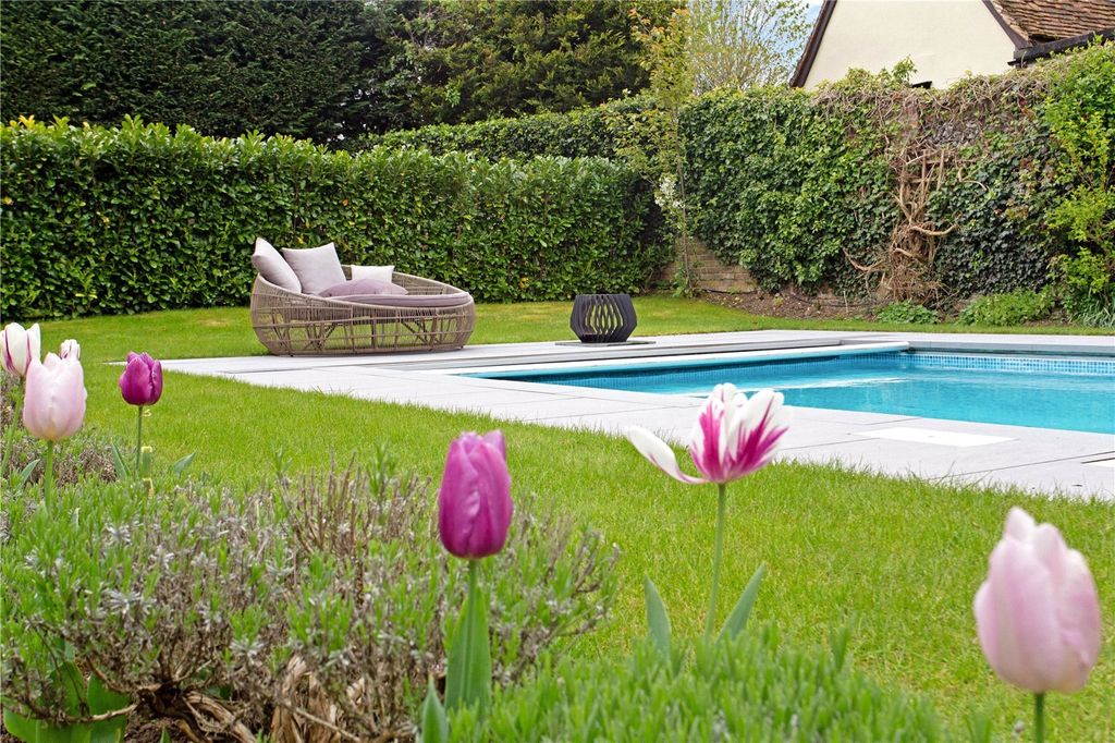 Property photo 3 of 22 Swimming Pool