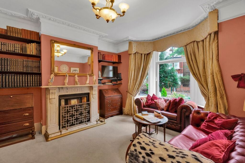 Property photo 2 of 29