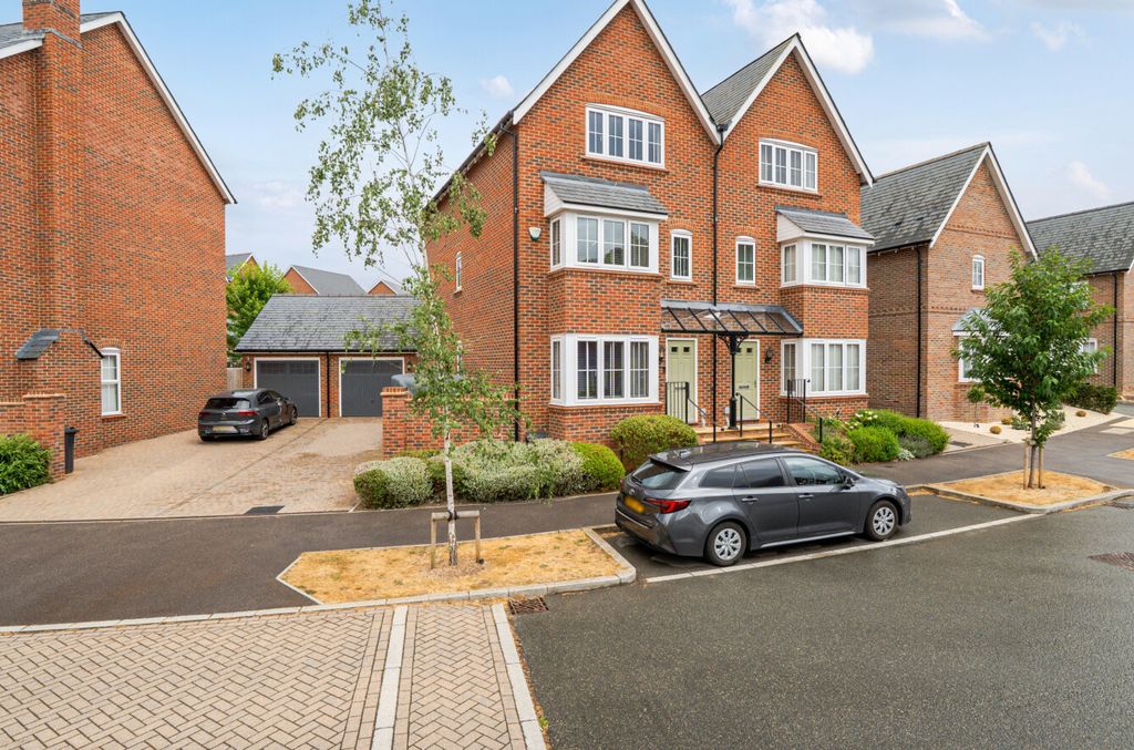 Property photo 1 of 15 1-6A6B845E971A0-1...