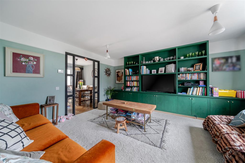 Property photo 2 of 15 Living Room