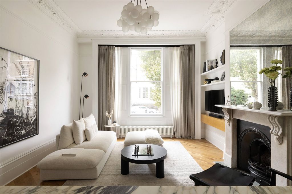 Property photo 2 of 14 Picture No. 10