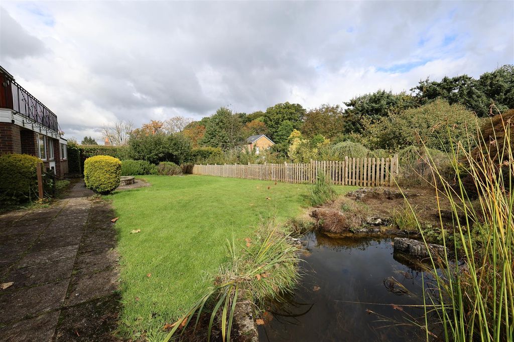 Property photo 1 of 36 Pond