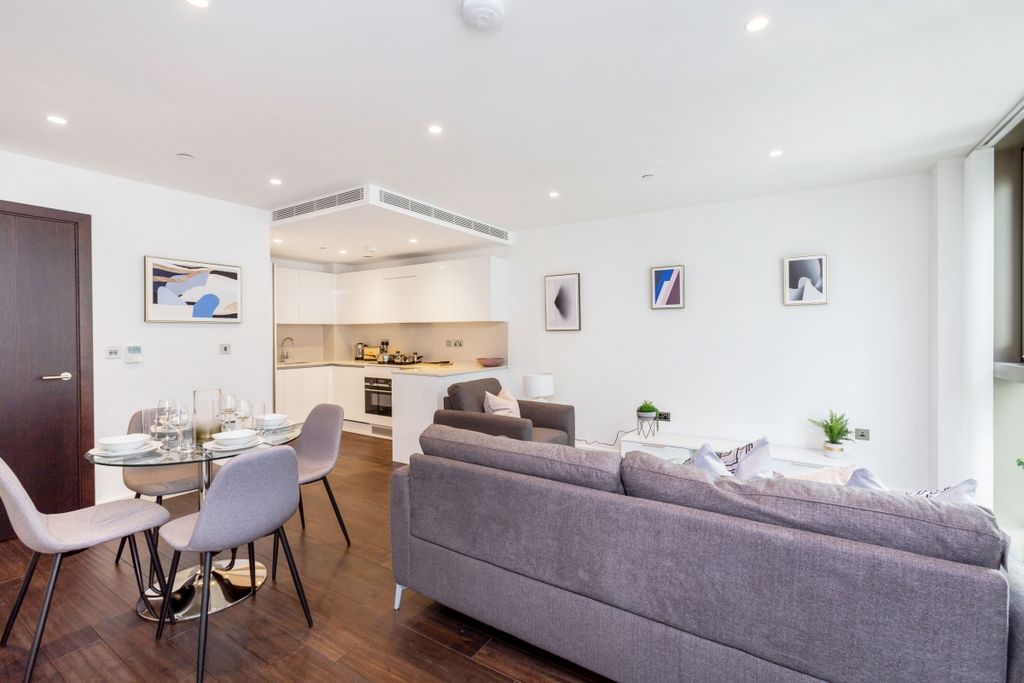 Property photo 3 of 15 Picture 3