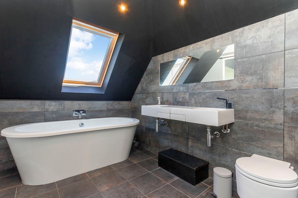 Additional image 21 of 4 bed flat for sale15/2 Cluny Avenue, Morningside, Edinburgh EH10