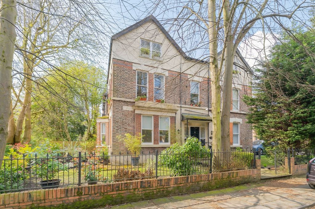 Property photo 1 of 20