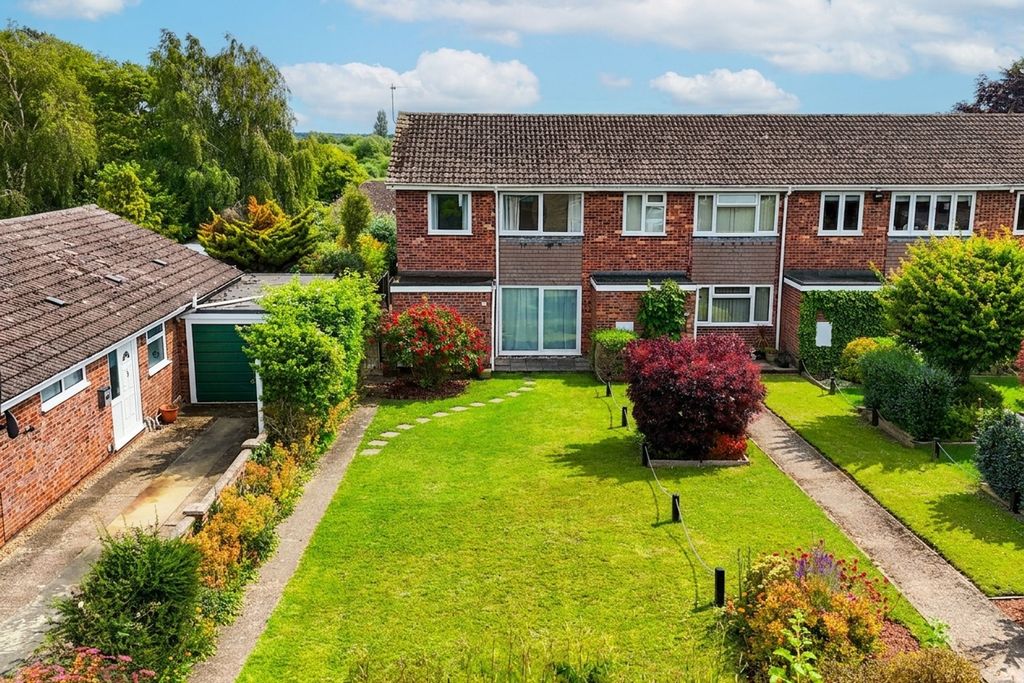 Property photo 1 of 28