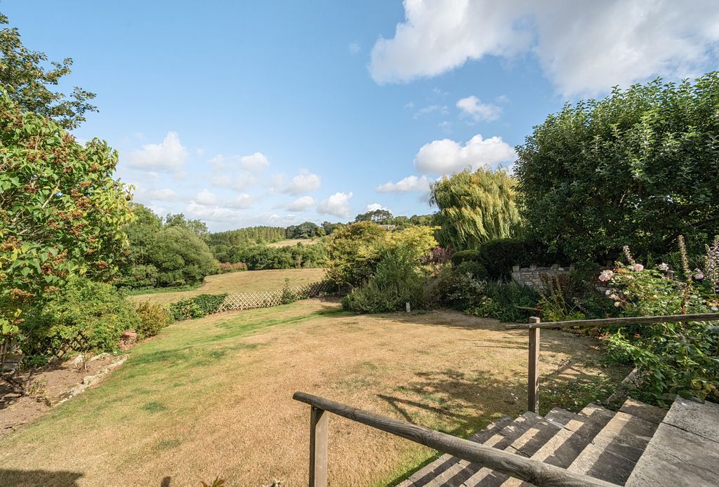 Property photo 2 of 21 Terrace View
