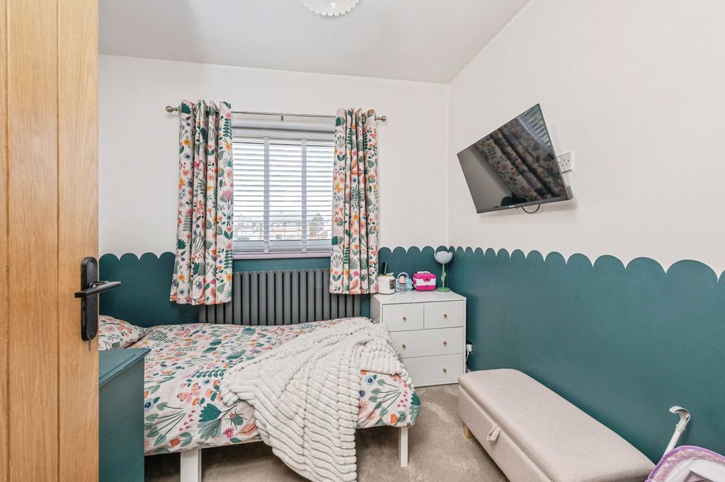 Additional image 11 of 4 bed semi-detached house for saleMardale Road, Dewsbury WF12