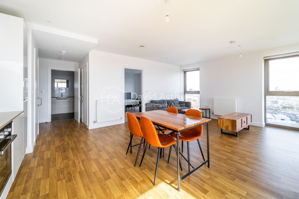 Property photo 2 of 26 Ndb04892